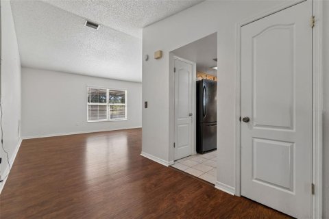 Casa en venta en Seffner, Florida, 4 dormitorios, 223.99 m2 № 2386278 - foto 6
