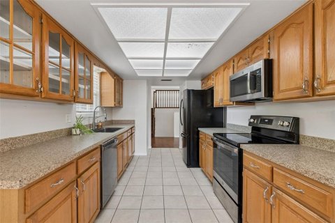 Casa en venta en Seffner, Florida, 4 dormitorios, 223.99 m2 № 2386278 - foto 20