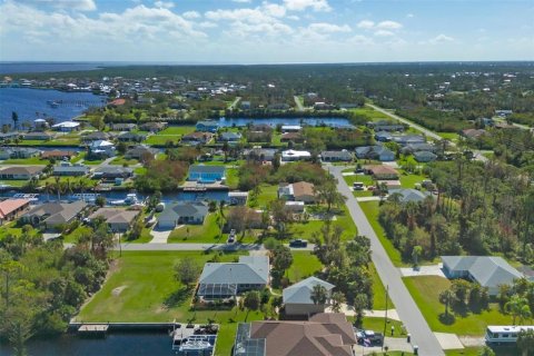Terreno en venta en Port Charlotte, Florida № 1434747 - foto 7