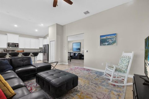 Villa ou maison à vendre à Davenport, Floride: 4 chambres, 242.1 m2 № 2149432 - photo 14