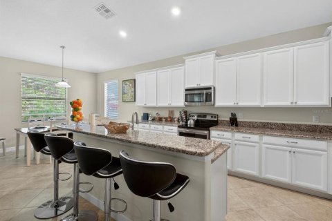 Villa ou maison à vendre à Davenport, Floride: 4 chambres, 242.1 m2 № 2149432 - photo 16