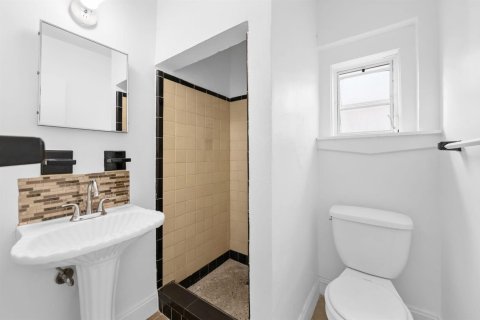 Immobilier commercial à vendre à Hollywood, Floride: 88.91 m2 № 2439225 - photo 8