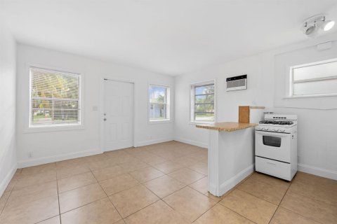 Immobilier commercial à vendre à Hollywood, Floride: 88.91 m2 № 2439225 - photo 7