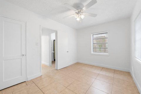 Immobilier commercial à vendre à Hollywood, Floride: 88.91 m2 № 2439225 - photo 10