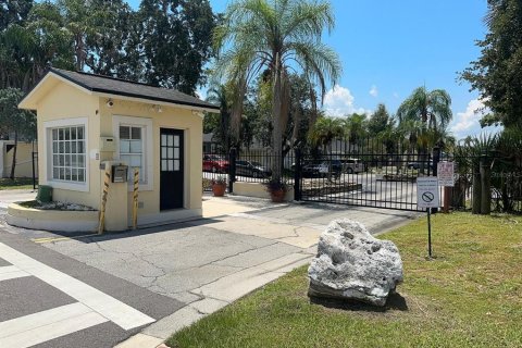 Touwnhouse à vendre à Kissimmee, Floride: 3 chambres, 160.54 m2 № 1852627 - photo 24