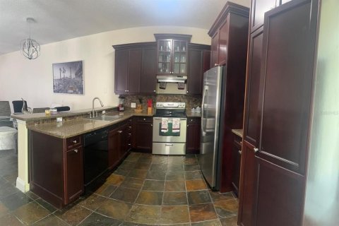 Touwnhouse à vendre à Kissimmee, Floride: 3 chambres, 160.54 m2 № 1852627 - photo 4