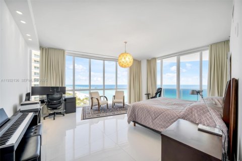 Condo in Sunny Isles Beach, Florida, 3 bedrooms  № 2034762 - photo 29