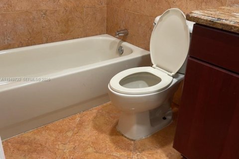 Снять в аренду кондоминиум в Хайалиа, Флорида 2 спальни, 89.19м2, № 2005409 - фото 9