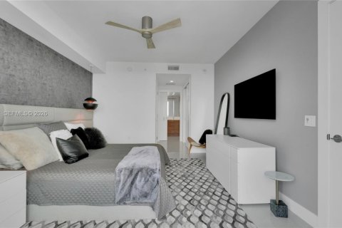 Condo in Fort Lauderdale, Florida, 3 bedrooms  № 2059946 - photo 15