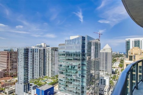 Condo in Fort Lauderdale, Florida, 3 bedrooms  № 2059946 - photo 25