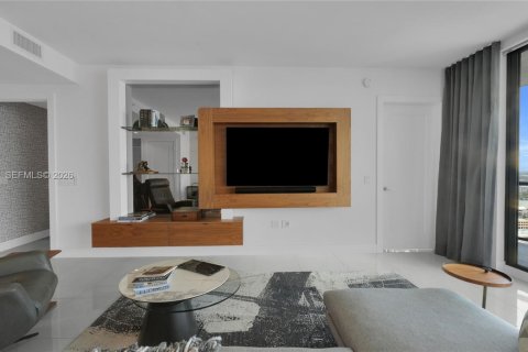 Condo in Fort Lauderdale, Florida, 3 bedrooms  № 2059946 - photo 10