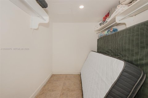 Copropriété à louer à Miami Beach, Floride: 2 chambres, 99.31 m2 № 2252129 - photo 28