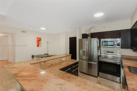Copropriété à louer à Miami Beach, Floride: 2 chambres, 99.31 m2 № 2252129 - photo 9