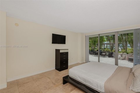 Copropriété à louer à Miami Beach, Floride: 2 chambres, 99.31 m2 № 2252129 - photo 23