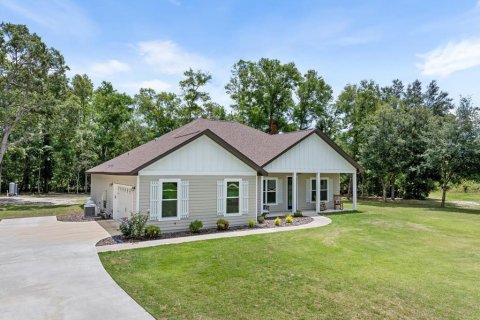 House in High Springs, Florida 4 bedrooms, 195.93 sq.m. № 1734794 - photo 8