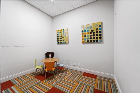 Condominio en venta en Hollywood, Florida, 1 dormitorio, 81.75 m2 № 1859826 - foto 28