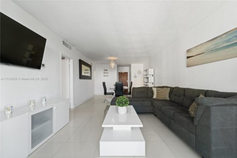 Condominio en venta en Hollywood, Florida, 1 dormitorio, 81.75 m2 № 1859826 - foto 12