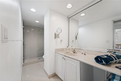 Condominio en venta en Hollywood, Florida, 1 dormitorio, 81.75 m2 № 1859826 - foto 21