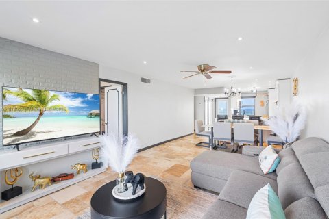 Condominio en alquiler en Pompano Beach, Florida, 2 dormitorios, 93.09 m2 № 1845502 - foto 16