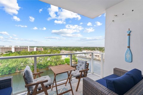 Condominio en alquiler en Pompano Beach, Florida, 2 dormitorios, 93.09 m2 № 1845502 - foto 1