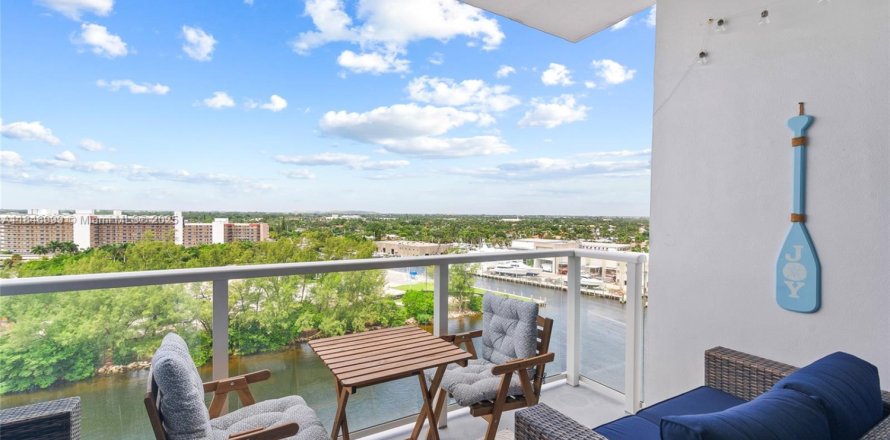 Condominio en Pompano Beach, Florida, 2 dormitorios № 1845502