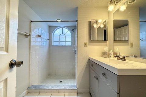 Condominio en alquiler en Kissimmee, Florida, 3 dormitorios, 119.57 m2 № 2237523 - foto 18