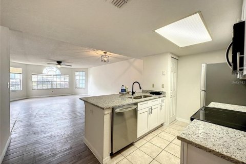 Condominio en alquiler en Kissimmee, Florida, 3 dormitorios, 119.57 m2 № 2237523 - foto 7