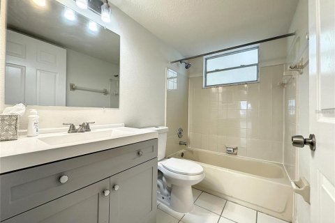 Condominio en alquiler en Kissimmee, Florida, 3 dormitorios, 119.57 m2 № 2237523 - foto 14