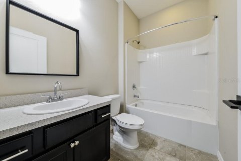 House in Riverview, Florida 3 bedrooms, 171.31 sq.m. № 1918128 - photo 15