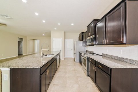 House in Riverview, Florida 3 bedrooms, 171.31 sq.m. № 1918128 - photo 7