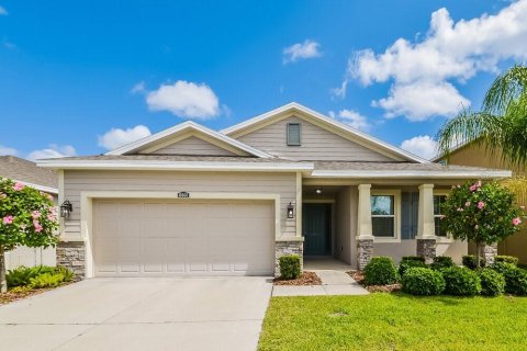 House in Riverview, Florida 3 bedrooms, 171.31 sq.m. № 1918128 - photo 1