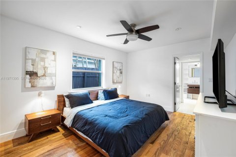 Снять в аренду виллу или дом в Майами, Флорида 3 спальни, 155.33м2, № 2041182 - фото 25