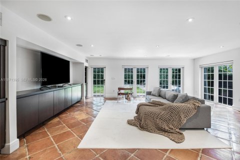 Снять в аренду виллу или дом в Майами, Флорида 3 спальни, 155.33м2, № 2041182 - фото 9