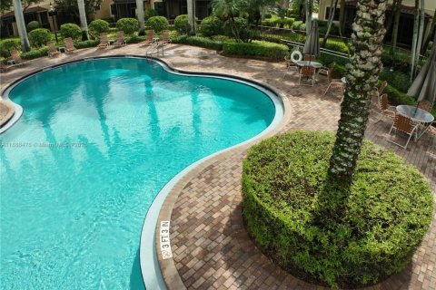 Townhouse in Parkland, Florida 3 bedrooms, 174.1 sq.m. № 1945330 - photo 21