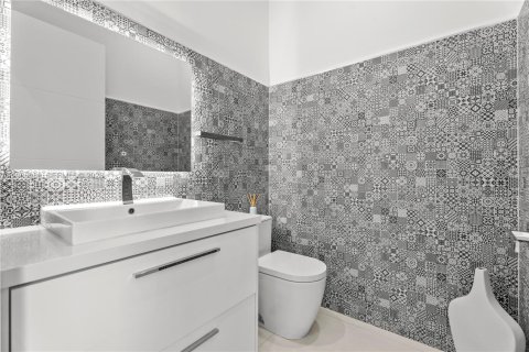 Купить виллу или дом в Пайнкрест, Флорида 6 спален, 693.98м2, № 2056129 - фото 15