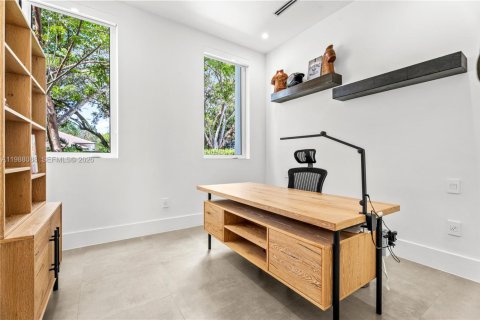 Купить виллу или дом в Пайнкрест, Флорида 6 спален, 693.98м2, № 2056129 - фото 16