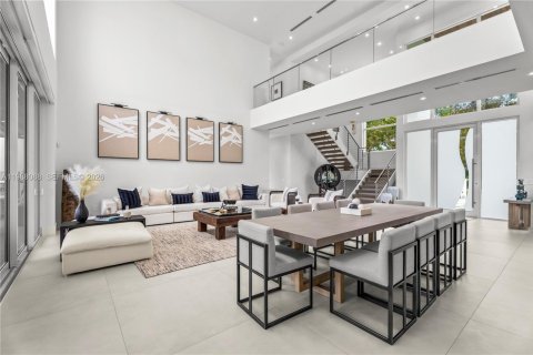 Купить виллу или дом в Пайнкрест, Флорида 6 спален, 693.98м2, № 2056129 - фото 12