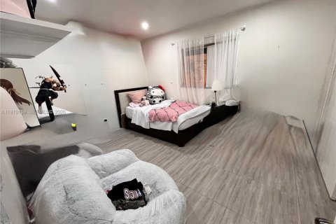 Casa en venta en Miami, Florida, 3 dormitorios, 150.69 m2 № 2031900 - foto 6