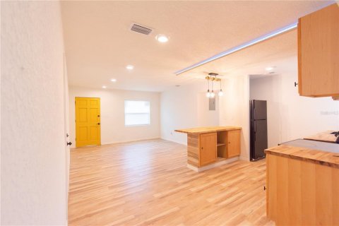 House in Orlando, Florida 3 bedrooms, 95.78 sq.m. № 2151573 - photo 4