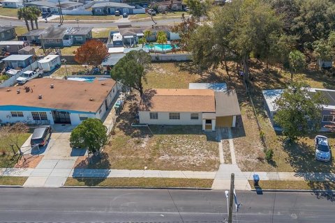 House in Orlando, Florida 3 bedrooms, 95.78 sq.m. № 2151573 - photo 3