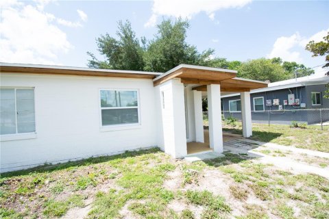 House in Orlando, Florida 3 bedrooms, 95.78 sq.m. № 2151573 - photo 16