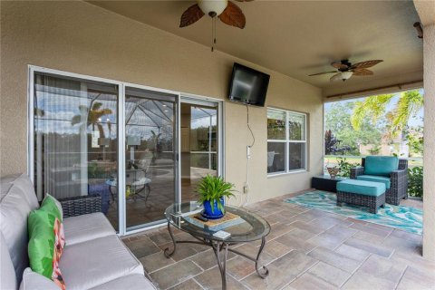 House in Valrico, Florida 3 bedrooms, 181.44 sq.m. № 2105489 - photo 28