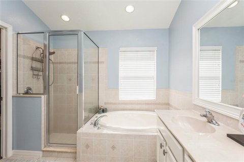 House in Valrico, Florida 3 bedrooms, 181.44 sq.m. № 2105489 - photo 20