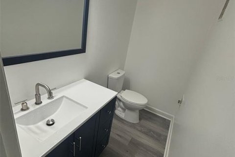 Townhouse in Orlando, Florida 2 bedrooms, 104.79 sq.m. № 2148751 - photo 8