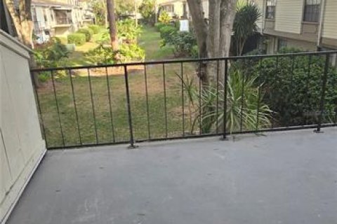 Townhouse in Orlando, Florida 2 bedrooms, 104.79 sq.m. № 2148751 - photo 7