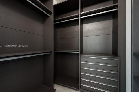Купить кондоминиум в Майами, Флорида 2 спальни, 105.63м2, № 2088607 - фото 15