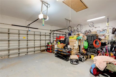 Villa ou maison à vendre à Pembroke Pines, Floride: 5 chambres, 285.49 m2 № 1940445 - photo 28