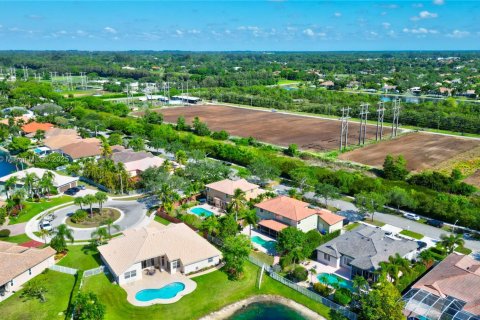 Villa ou maison à vendre à Pembroke Pines, Floride: 5 chambres, 285.49 m2 № 1940445 - photo 13