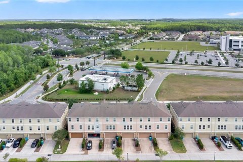 Adosado en venta en Orlando, Florida, 4 dormitorios, 208.84 m2 № 2215763 - foto 30
