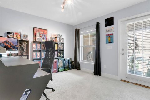 Adosado en venta en Orlando, Florida, 4 dormitorios, 208.84 m2 № 2215763 - foto 4